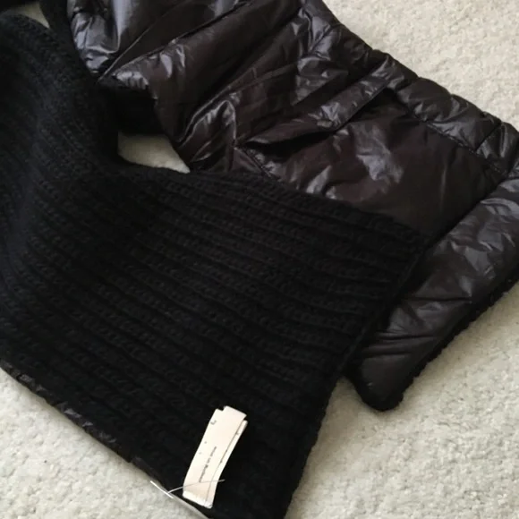 🆕 SLEEPING ON SNOW Marley Pocketed Puffer Scarf